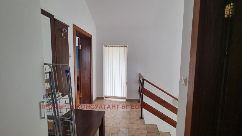 Продава КЪЩА, гр. Разлог, област Благоевград, снимка 13 - Къщи - 53415465