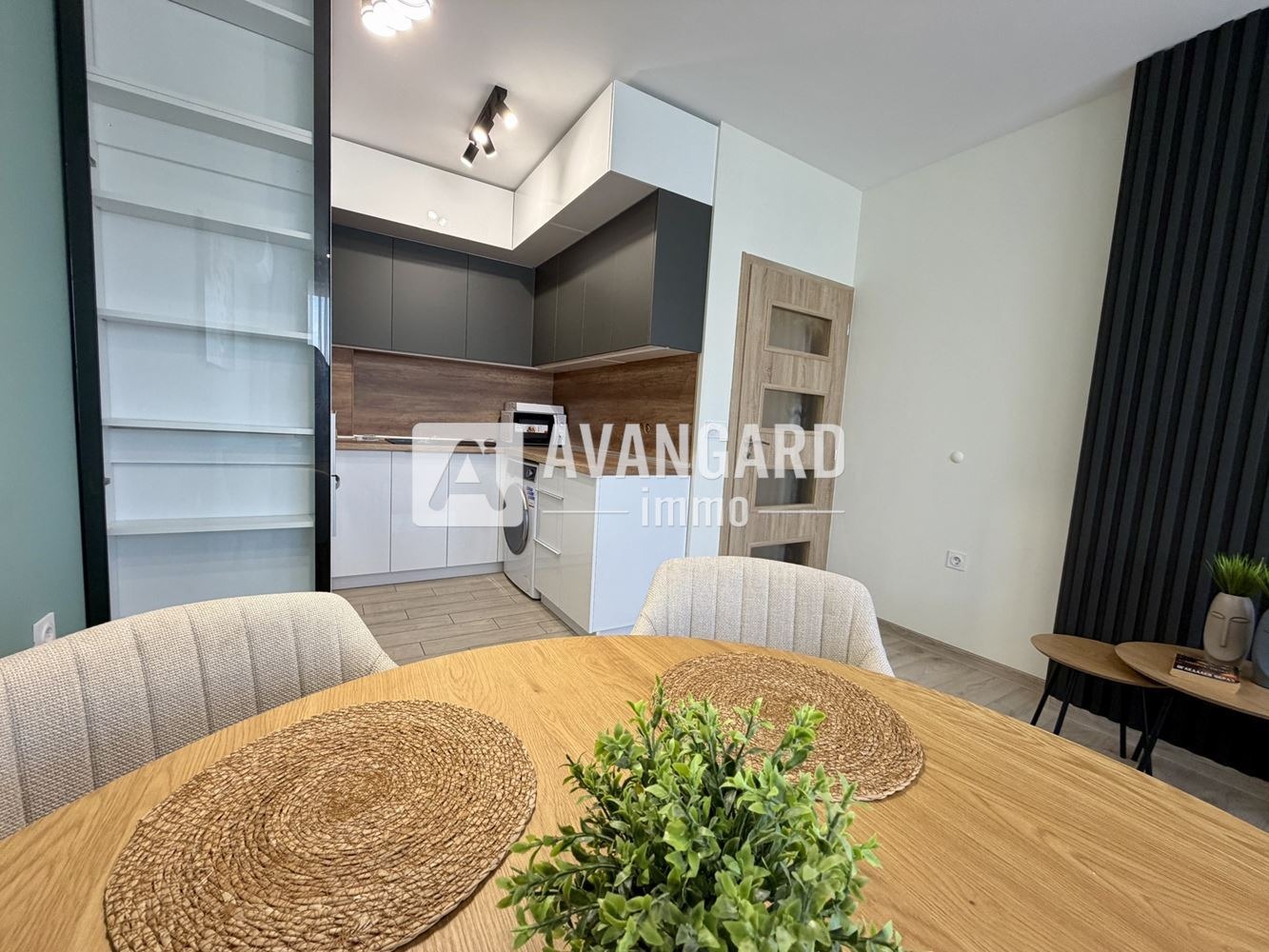 Продава 2-СТАЕН, гр. Варна, Гранд Мол, снимка 6 - Апартаменти - 55901130