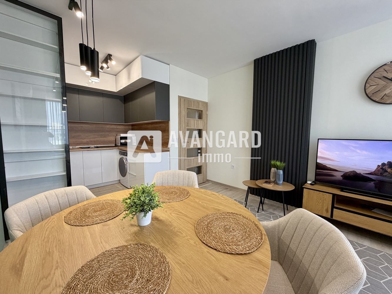 Продава 2-СТАЕН, гр. Варна, Гранд Мол, снимка 2 - Апартаменти - 55901130