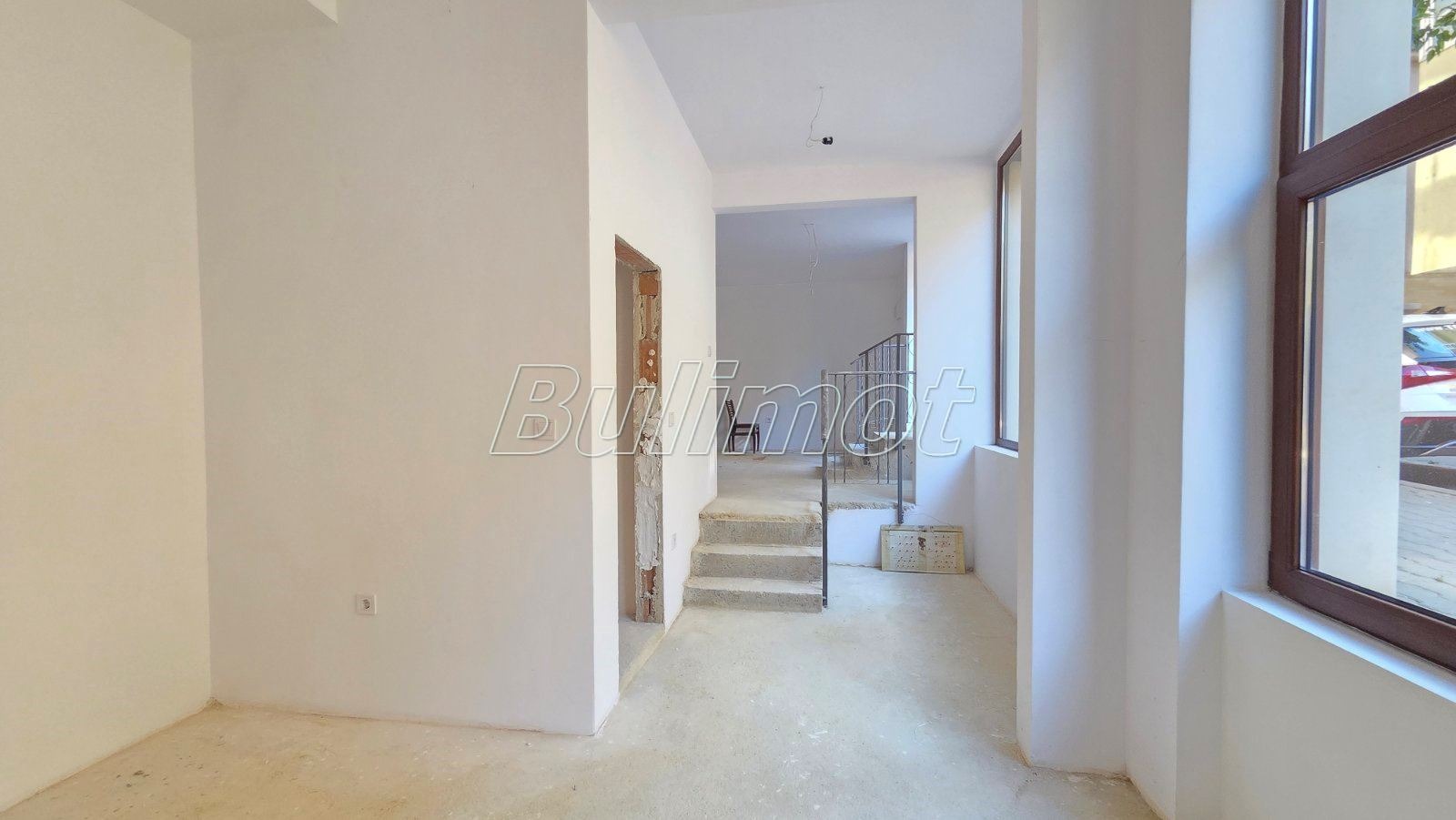 Продава ОФИС, гр. Варна, Гръцка махала, снимка 2 - Офиси - 55319027