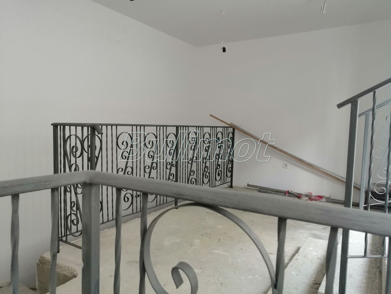 Продава ОФИС, гр. Варна, Гръцка махала, снимка 2 - Офиси - 55319027