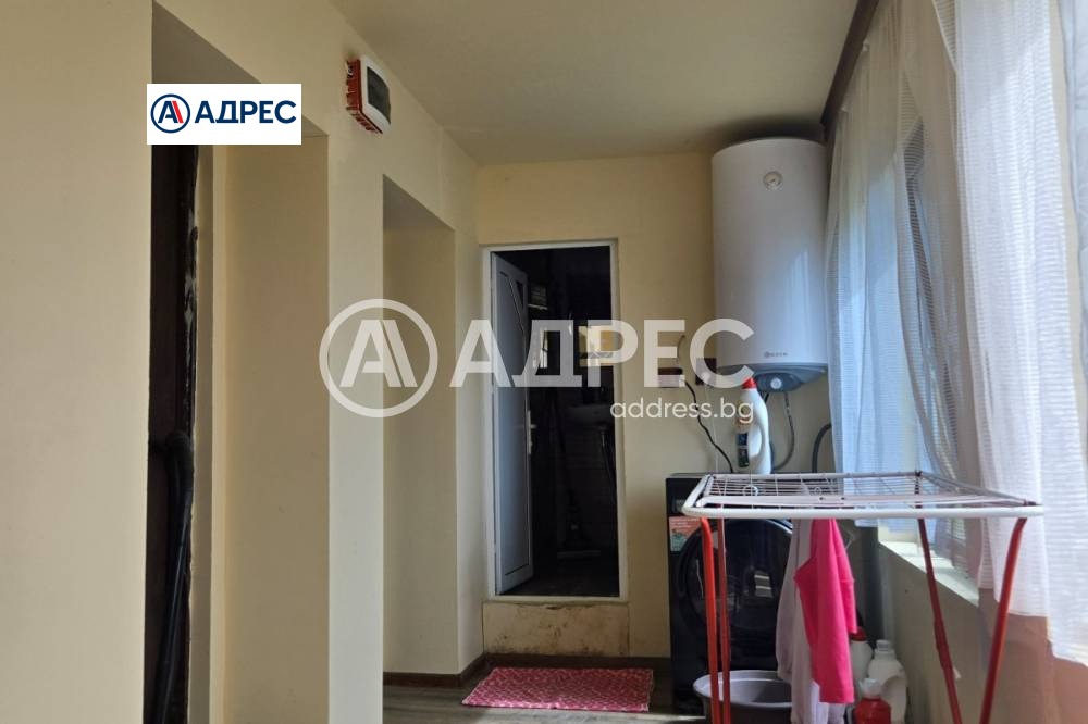 Продава КЪЩА, с. Благоево, област Разград, снимка 8 - Къщи - 54547318