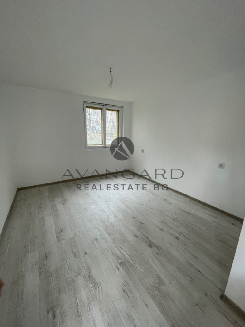 Продава ОФИС в град Пловдив, Център - 15 кв.м / 40 189 € » 78 602.85 лв., АВАНГАРД РИЪЛ ЕСТЕЙТ