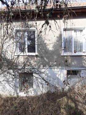 Продажба на имоти в с. Дреатин, област София - изображение 1 