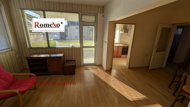 Продава ЕТАЖ ОТ КЪЩА, гр. Пловдив, Христо Смирненски, снимка 3 - Етаж от къща - 53354933