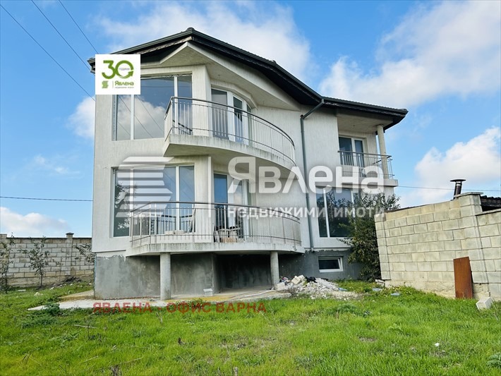 Продава КЪЩА, гр. Варна, м-т Добрева чешма, снимка 1 - Къщи - 48524967