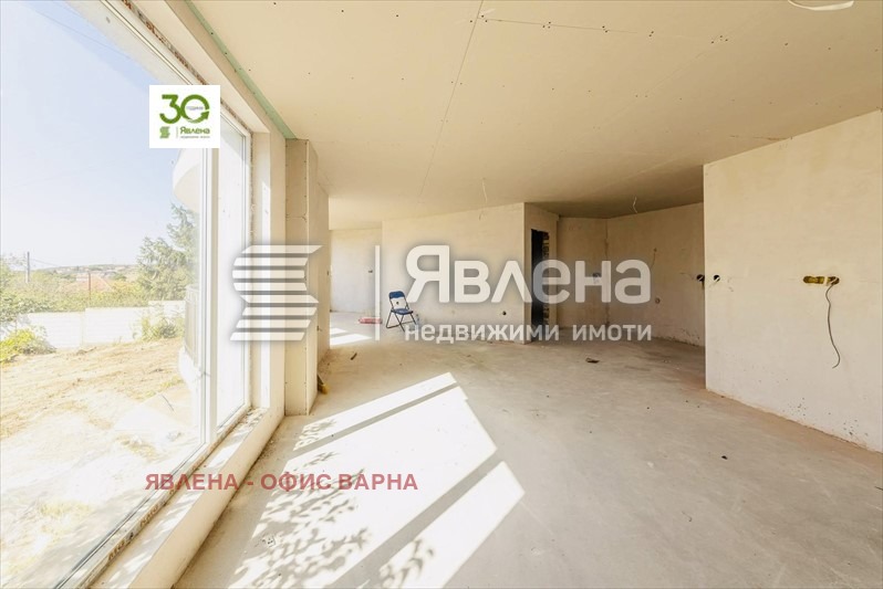 Продава КЪЩА, гр. Варна, м-т Добрева чешма, снимка 7 - Къщи - 48524967