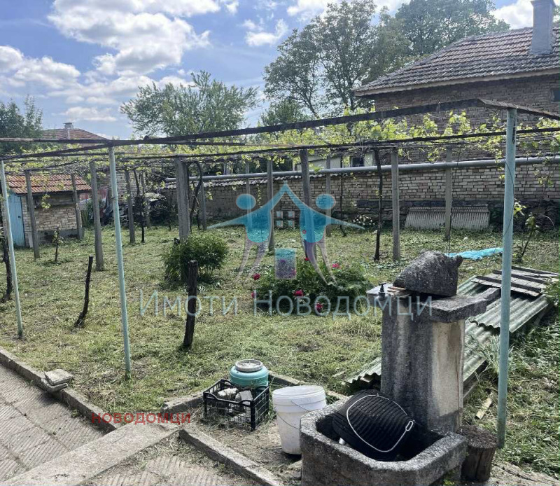 Продава КЪЩА, област Шумен, с. Мадара • 140000 лв. / 71580.86 € • 10628583 1