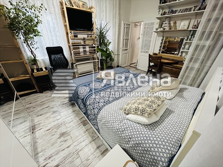 Продава КЪЩА, гр. Варна, Център, снимка 8 - Къщи - 53091767