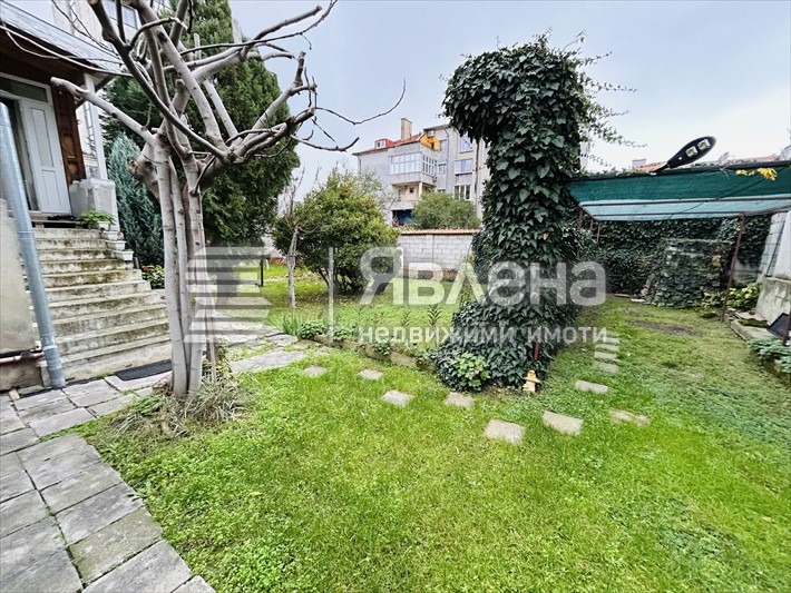 Продава КЪЩА, гр. Варна, Център, снимка 5 - Къщи - 53091767