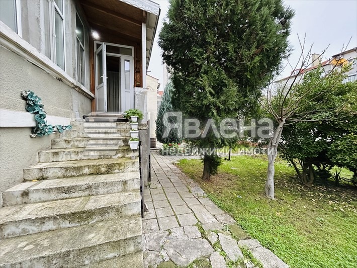 Продава КЪЩА, гр. Варна, Център, снимка 6 - Къщи - 53091767