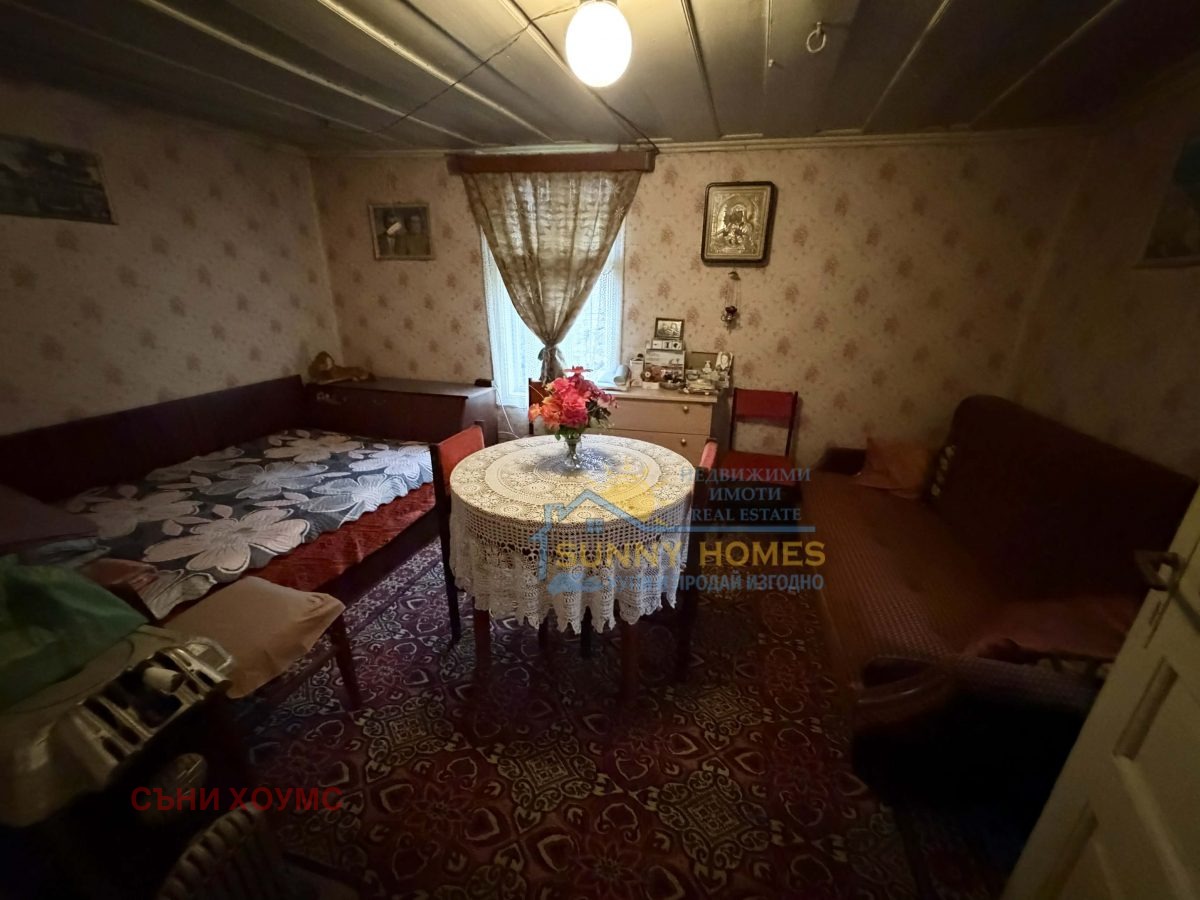 Продава КЪЩА, с. Драгижево, област Велико Търново, снимка 9 - Къщи - 54079144