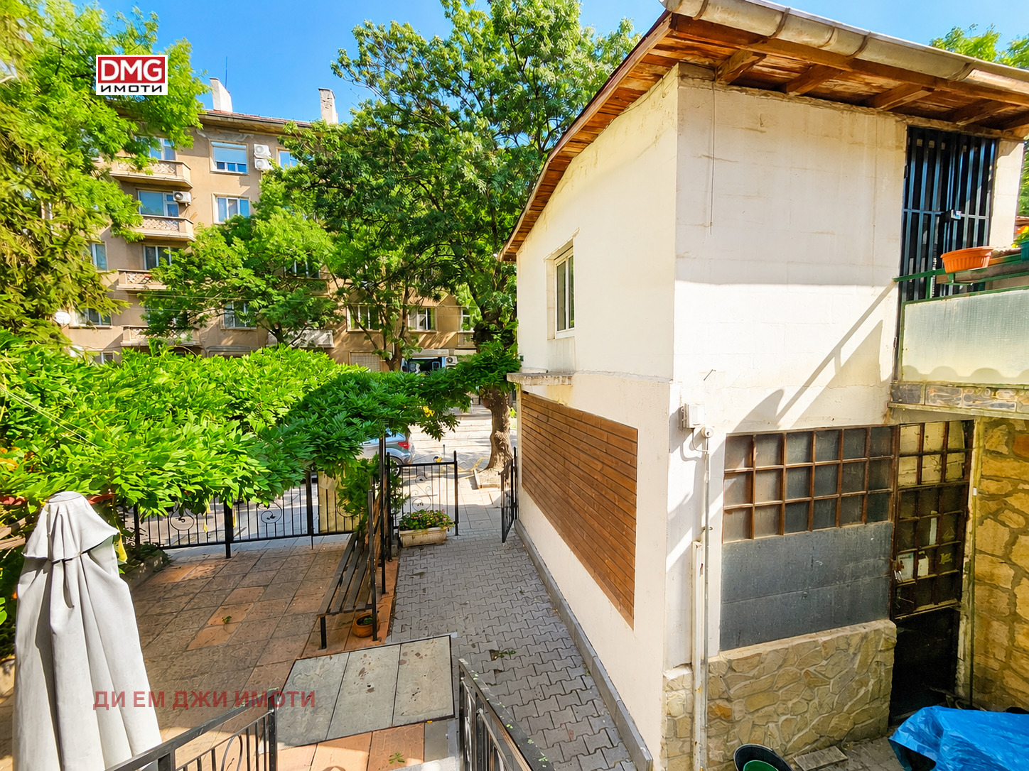 Продава КЪЩА, гр. София, Зона Б-18, снимка 10 - Къщи - 55896965