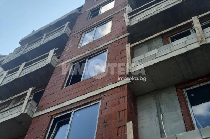 Продава 2-СТАЕН в град София, Банишора - 74 кв.м / 185 000 € » 361 828.55 лв., ИМОТЕКА