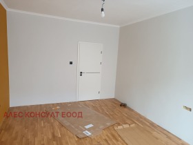 2 спаваће собе Гоце Делчев, Софија 4