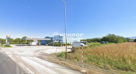 Продажба на имоти в Индустриална зона - Изток, град Пловдив — страница 3 - изображение 2 