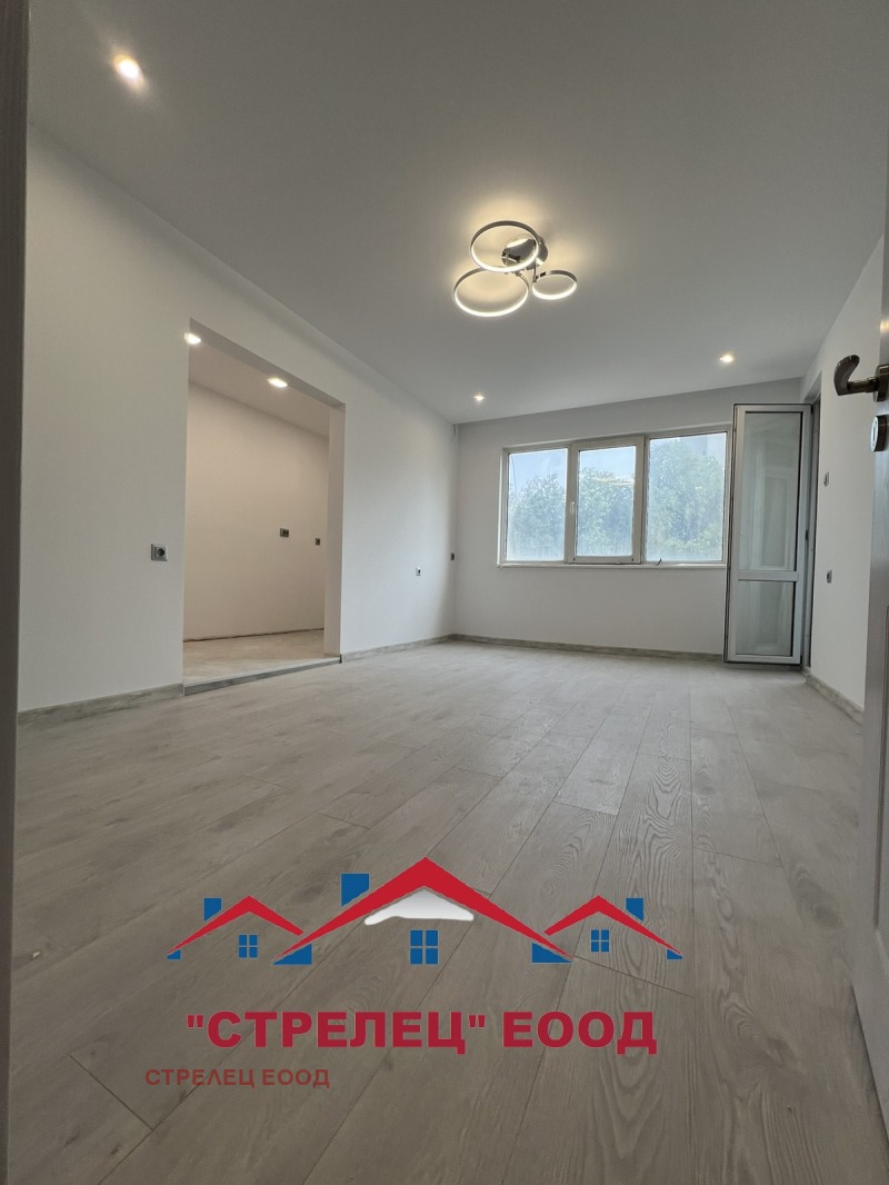 Продава  2-стаен град Добрич , Дунавите , 58 кв.м | 94006682 - изображение [2]