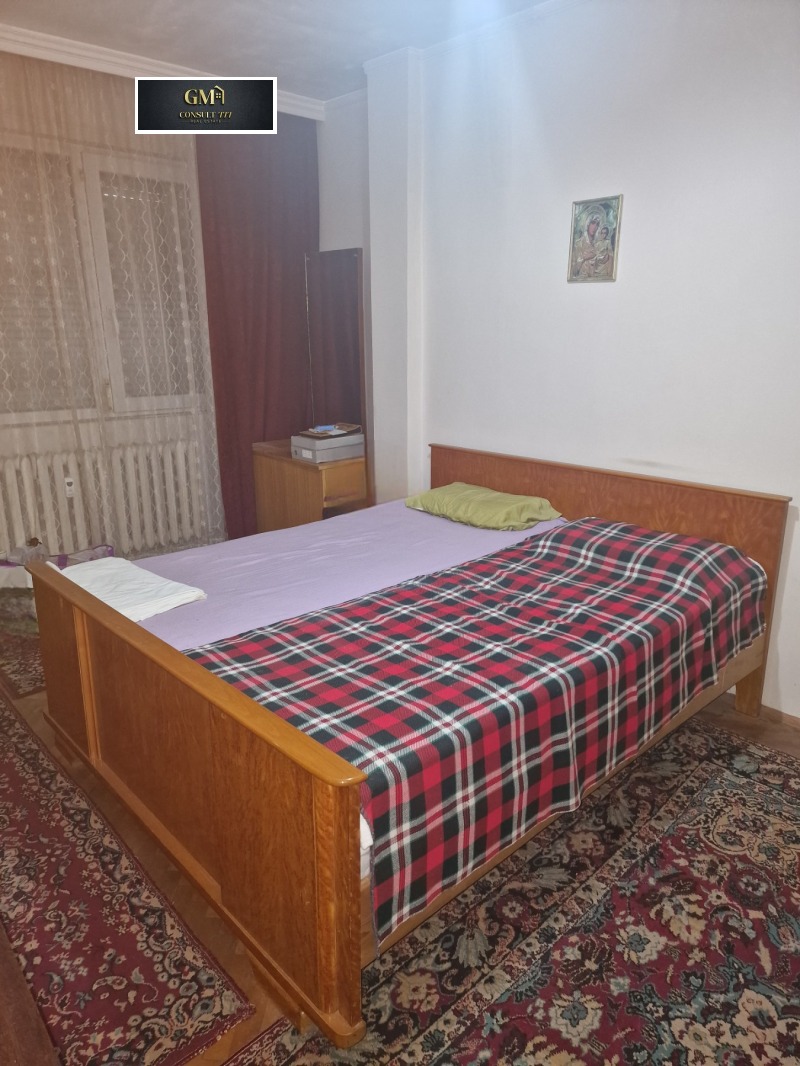 Продава 3-СТАЕН, гр. Плевен, Идеален център, снимка 3 - Апартаменти - 53085447