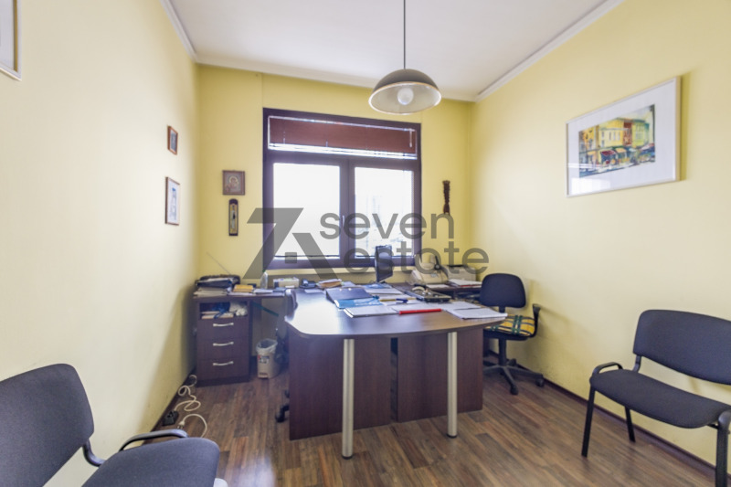 Продава 3-СТАЕН, гр. София, Център, снимка 6 - Апартаменти - 53338309