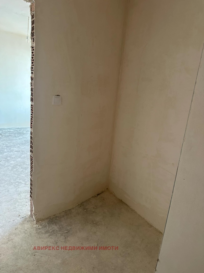 À venda  Casinha Plovdiv , Sadiiski , 107 m² | 75630160 - imagem [3]