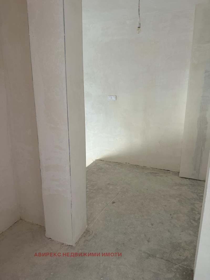 À venda  Casinha Plovdiv , Sadiiski , 107 m² | 75630160 - imagem [7]