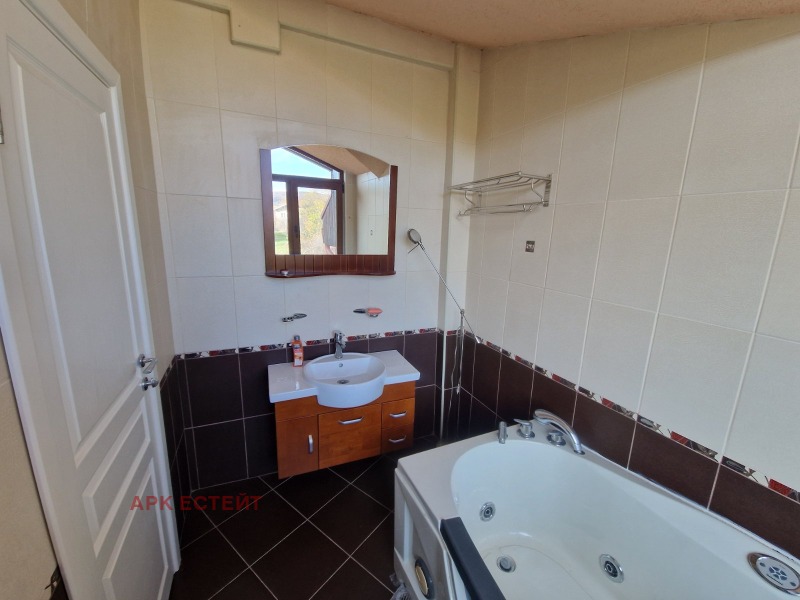 Продава КЪЩА, с. Големо Бучино, област Перник, снимка 11 - Къщи - 50202661