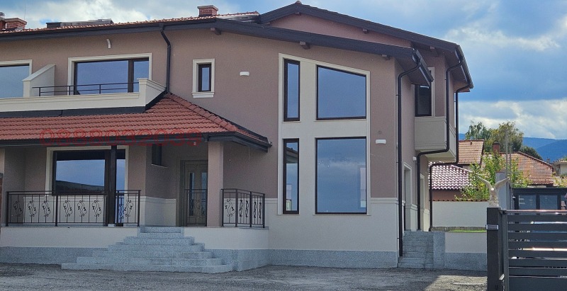Zu verkaufen  Haus region Plowdiw , Belashtiza , 253 qm | 58150362 - Bild [2]