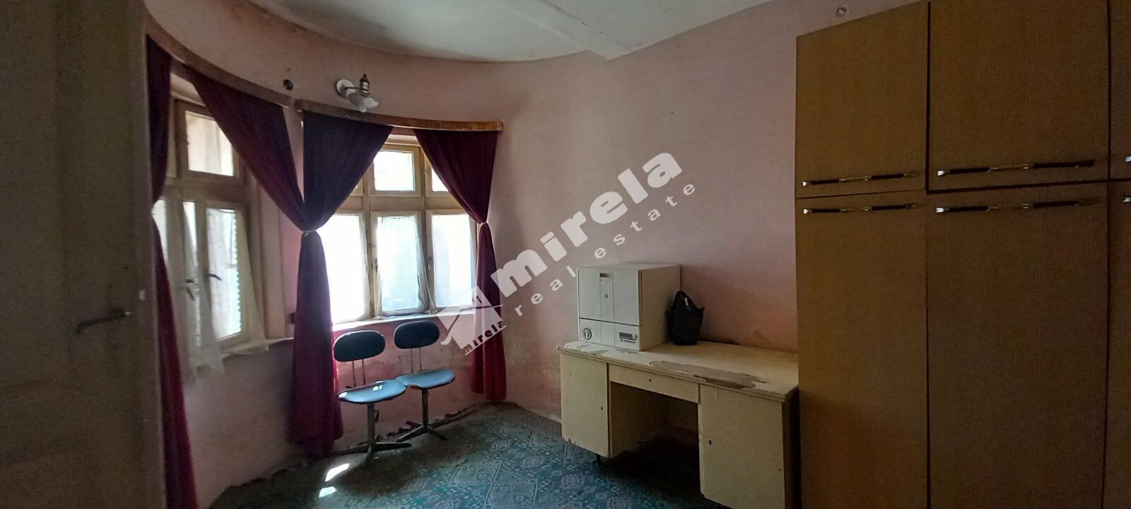 Продава ЕТАЖ ОТ КЪЩА, гр. Ямбол, Каргон, снимка 2 - Етаж от къща - 56126277