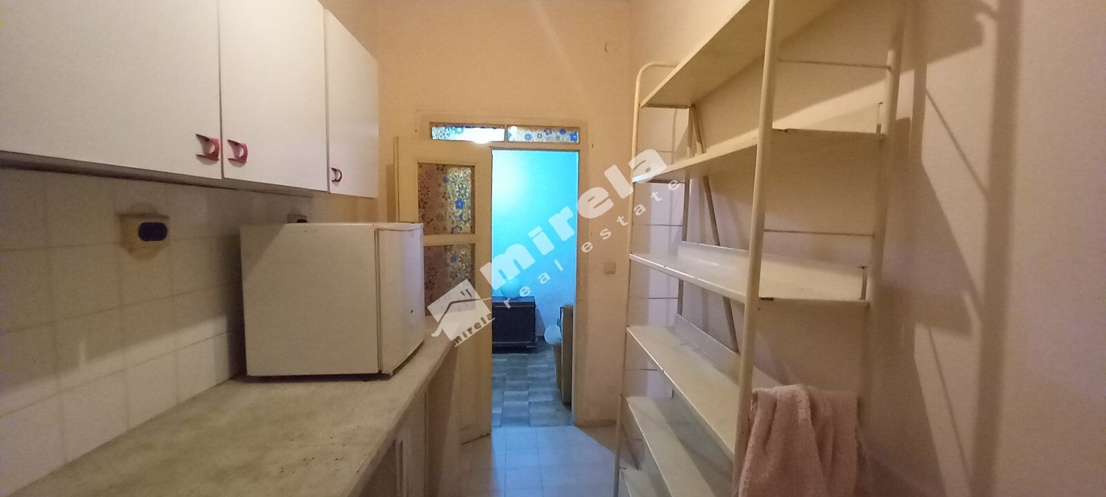 Продава ЕТАЖ ОТ КЪЩА, гр. Ямбол, Каргон, снимка 14 - Етаж от къща - 56126277