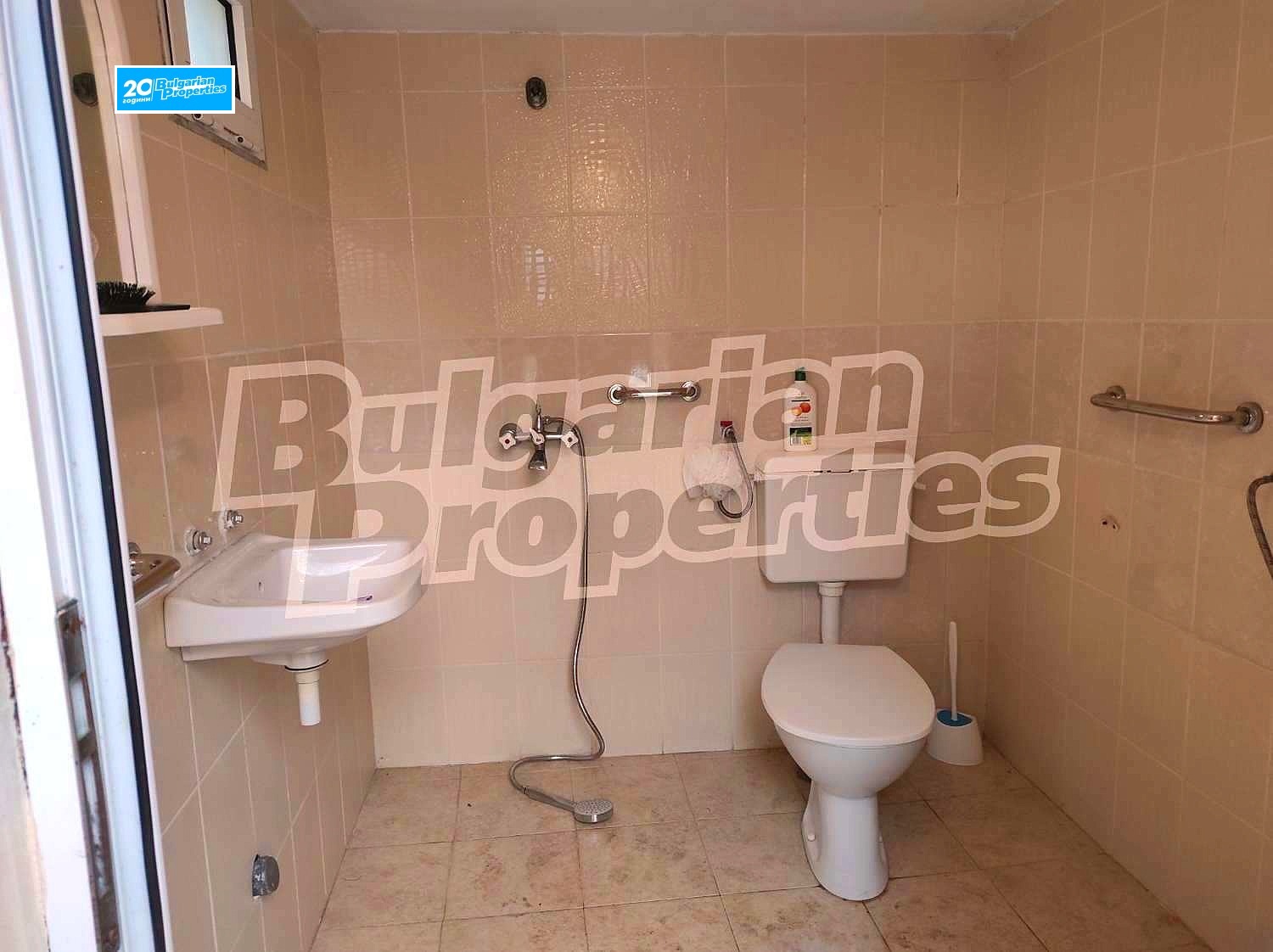 Продава КЪЩА, с. Крупник, област Благоевград, снимка 5 - Къщи - 45653010