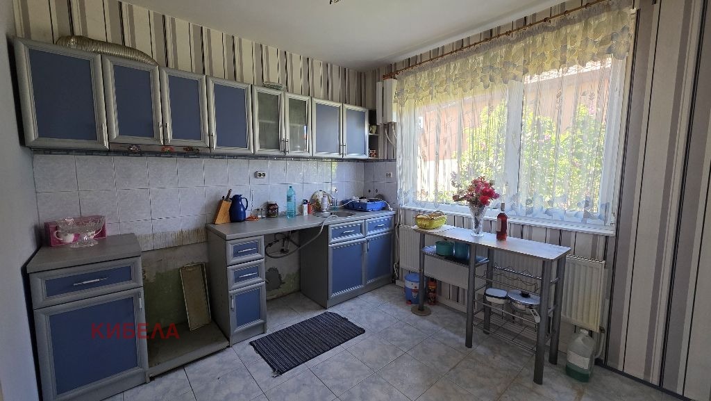 Продава КЪЩА, гр. Радомир, област Перник, снимка 3 - Къщи - 54608504