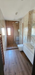 Продава КЪЩА, област Пловдив, с. Белащица • 632500 € / 1237062.47 лв. • 36492282 16
