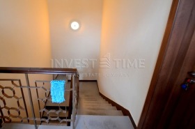 Studio Kranevo, Dobrichin alue 7