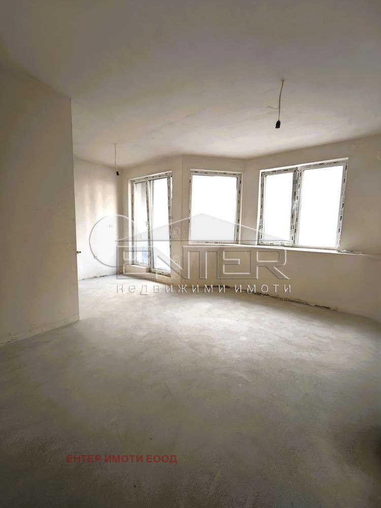 Продава 2-СТАЕН, гр. Варна, Лятно кино Тракия, снимка 2 - Апартаменти - 52488587