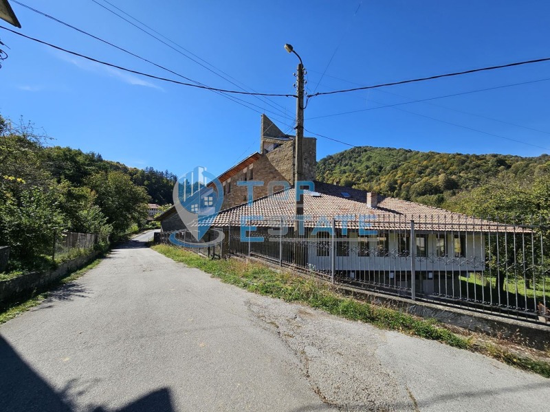 Продава КЪЩА, с. Стоките, област Габрово, снимка 3 - Къщи - 47492522