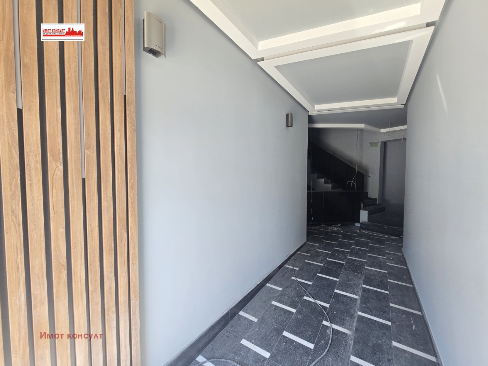Продава 2-СТАЕН, гр. Пловдив, Кършияка, снимка 2 - Апартаменти - 50806775