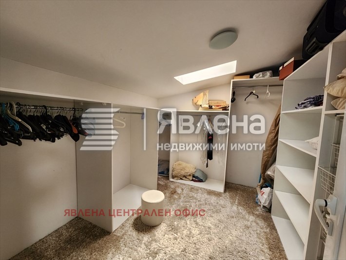 Продава МНОГОСТАЕН, гр. София, Център, снимка 14 - Апартаменти - 56089585
