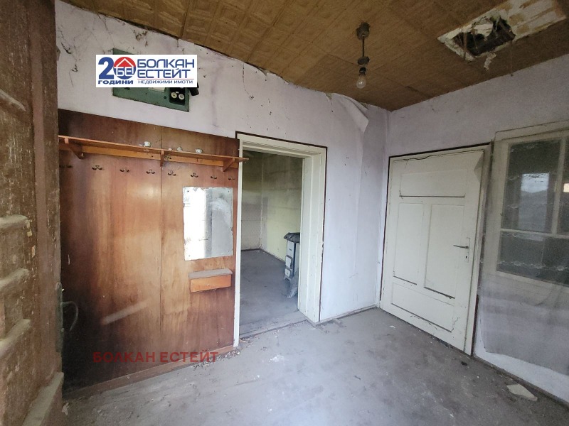 Продава КЪЩА, гр. Полски Тръмбеш, област Велико Търново, снимка 2 - Къщи - 52668397