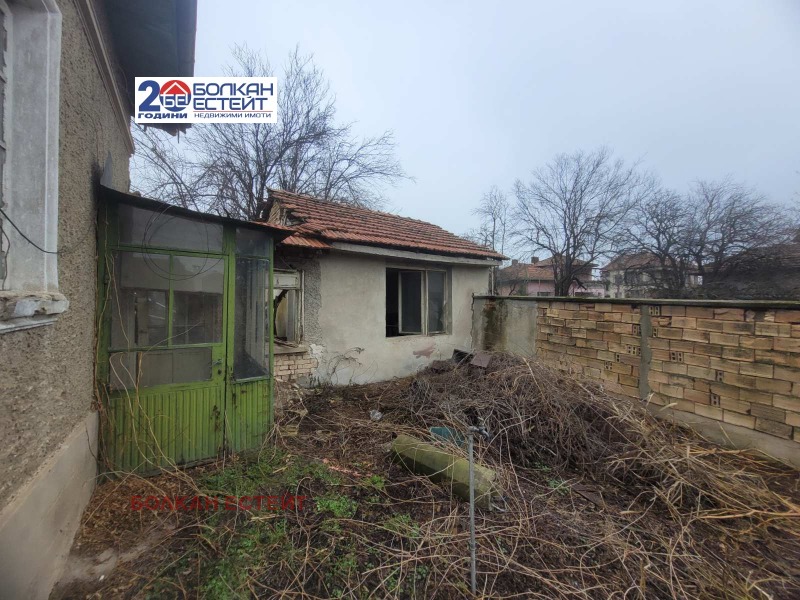 Продава КЪЩА, гр. Полски Тръмбеш, област Велико Търново, снимка 8 - Къщи - 52668397