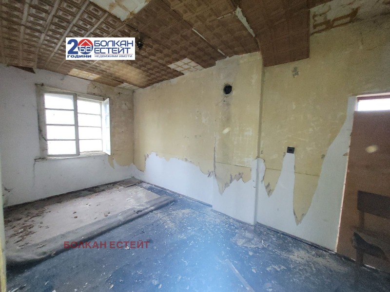 Продава КЪЩА, гр. Полски Тръмбеш, област Велико Търново, снимка 6 - Къщи - 52668397