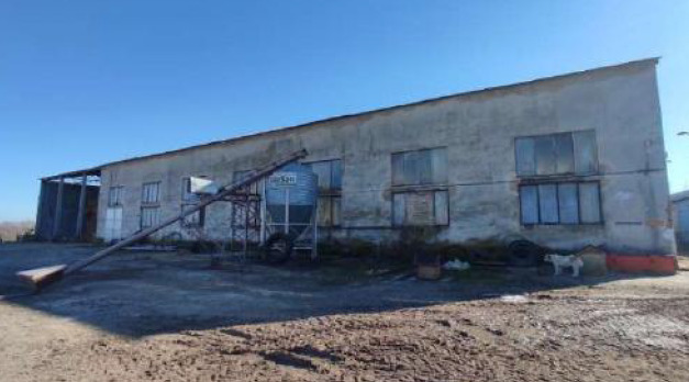 Продава  Пром. помещение област Пловдив , с. Старо Железаре , 3893 кв.м | 75088639 - изображение [4]