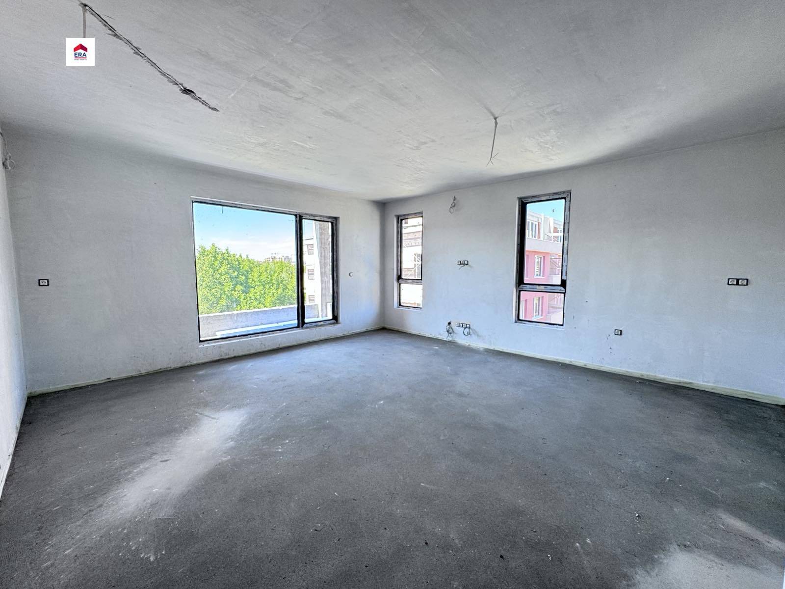 Продава 3-СТАЕН, гр. Пловдив, Остромила, снимка 2 - Апартаменти - 53705564