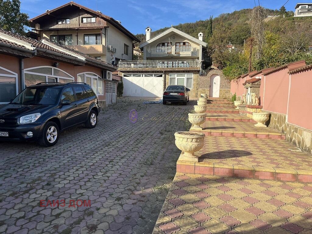 Продава КЪЩА, гр. Варна, м-т Акчелар, снимка 2 - Къщи - 42793744