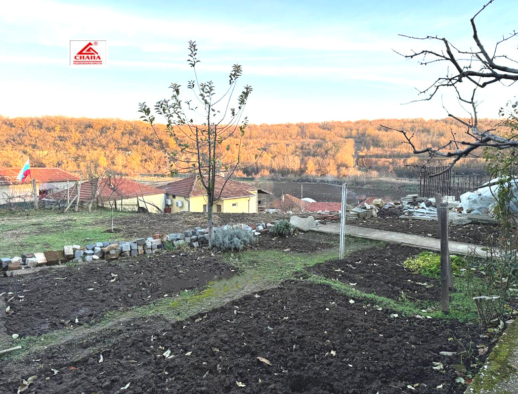 Продава КЪЩА, гр. Русе, Долапите, снимка 10 - Къщи - 54260610