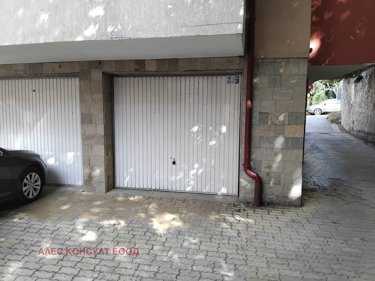 Продава ГАРАЖ, ПАРКОМЯСТО, гр. София, Манастирски ливади