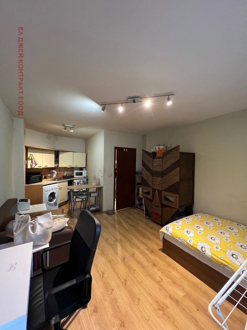Zu verkaufen  Studio Sofia , Iztok , 42 qm | 49545400 - Bild [2]