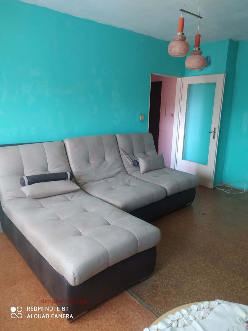 Продаја  1 спаваћа соба Русе , Здравец Север 2 , 62 м2 | 86213148