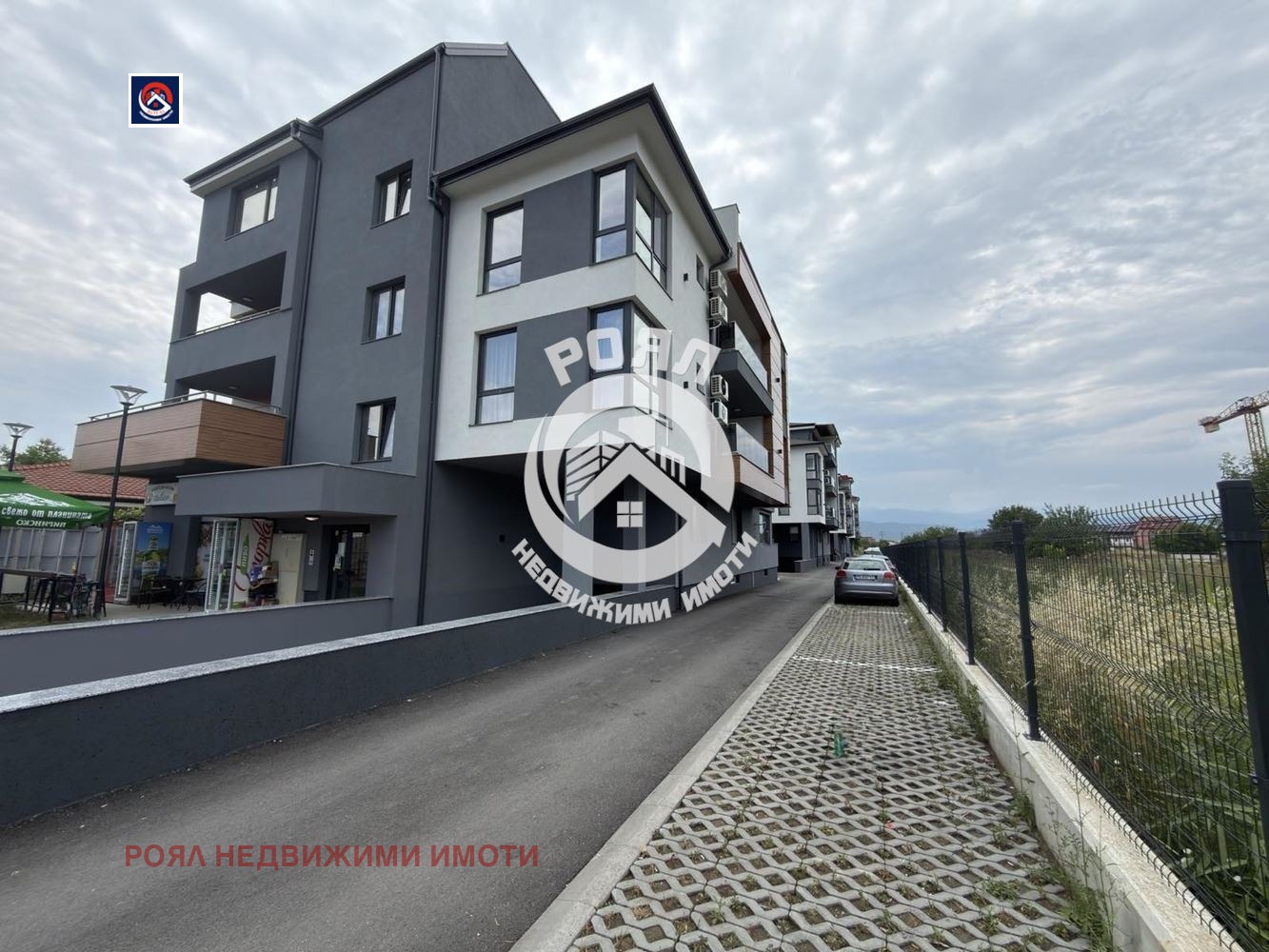 Продава 2-СТАЕН, гр. Пловдив, Остромила, снимка 2 - Апартаменти - 55139785