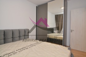 1 quarto Vazrajdane 3, Varna 6