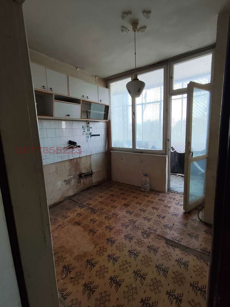 Till salu  2 sovrum region Vratsa , Roman , 98 kvm | 50726456 - bild [12]